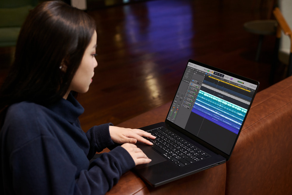 MONICA works in Logic Pro on MacBook Pro.