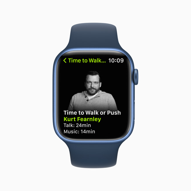 L’écran d’une Apple?Watch affiche un exercice Marchez ou poussez dans Apple?Fitness+.