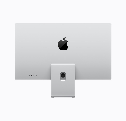 銀色 Apple Studio Display 配備可調(diào)整斜度的支架，展示機(jī)身背面，露出位於機(jī)身中央的黑色亮面 Apple 標(biāo)誌
