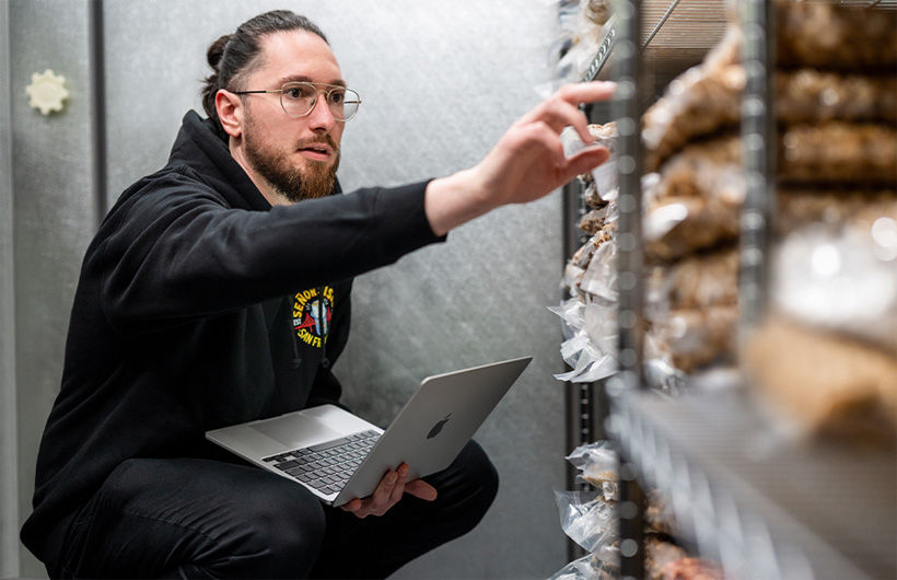 Apple aide Se?or Sisig à optimiser ses processus d’inventaire, de réception et de distribution.