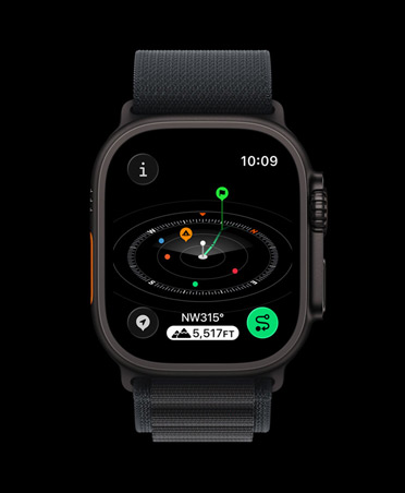 Apple Watch Ultra 3, finition noire, bo?tier en titane, app Boussole, points de repère marqués, bracelet, Boucle Alpine noire