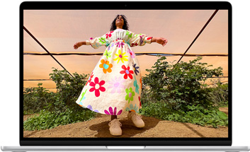 MacBook?Air showcasing Liquid Retina display